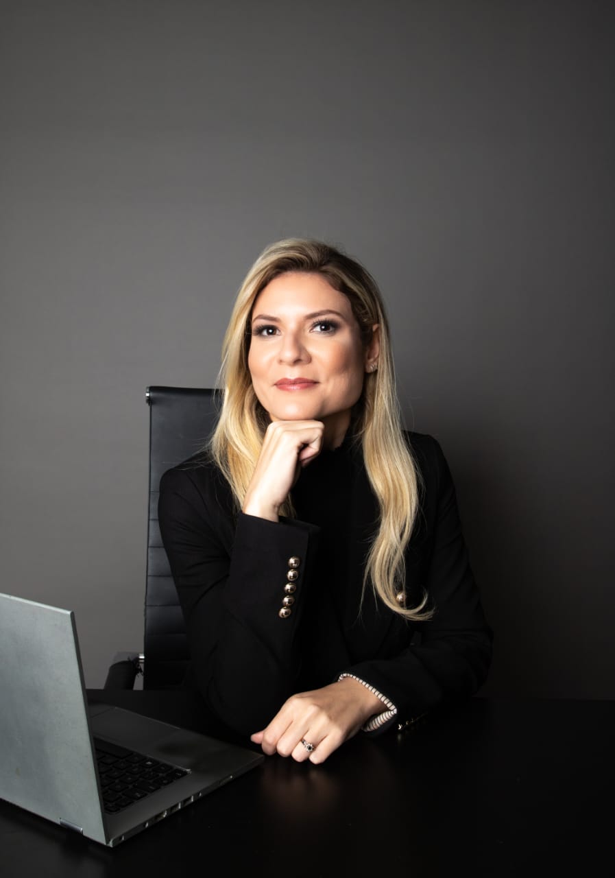 Ana Paula Amaral — especialista em drenagem linfática pós-operatória